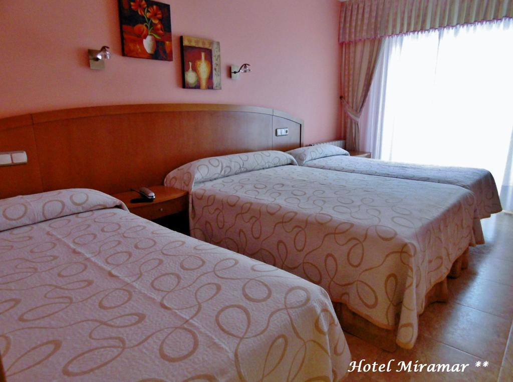 Hotel Miramar 2** Superior Playa de la Lanzada エクステリア 写真